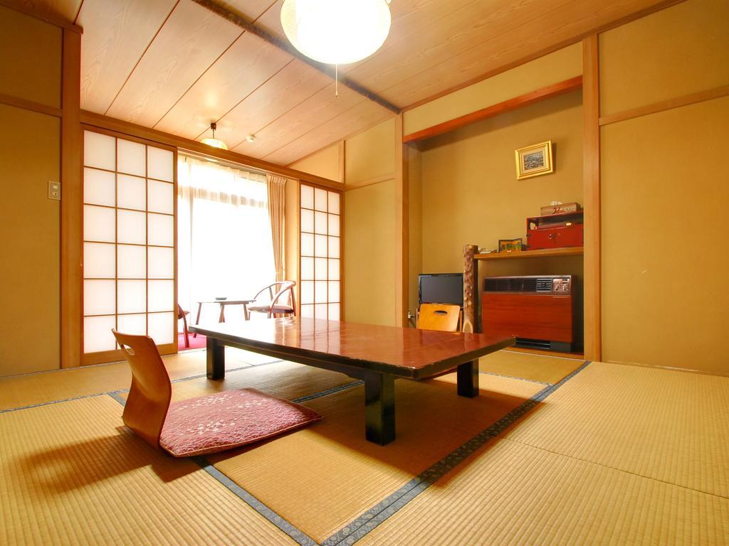 Yanagiya Hotel Chichibu Exterior photo
